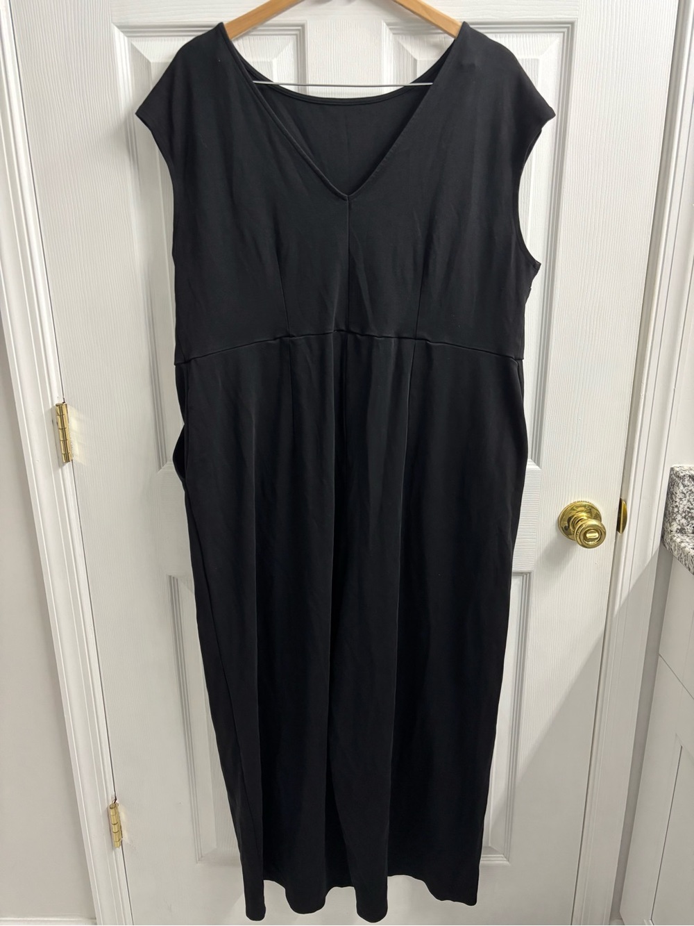 Old Navy Ponte Wide Leg Jumpsuit Black XXL Pockets Structured Capsule Minimalist - Picture 4 of 6